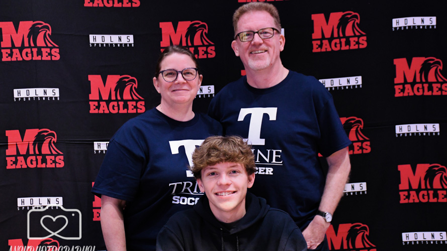 Elliot Hore Commits To Play Soccer at Trine University